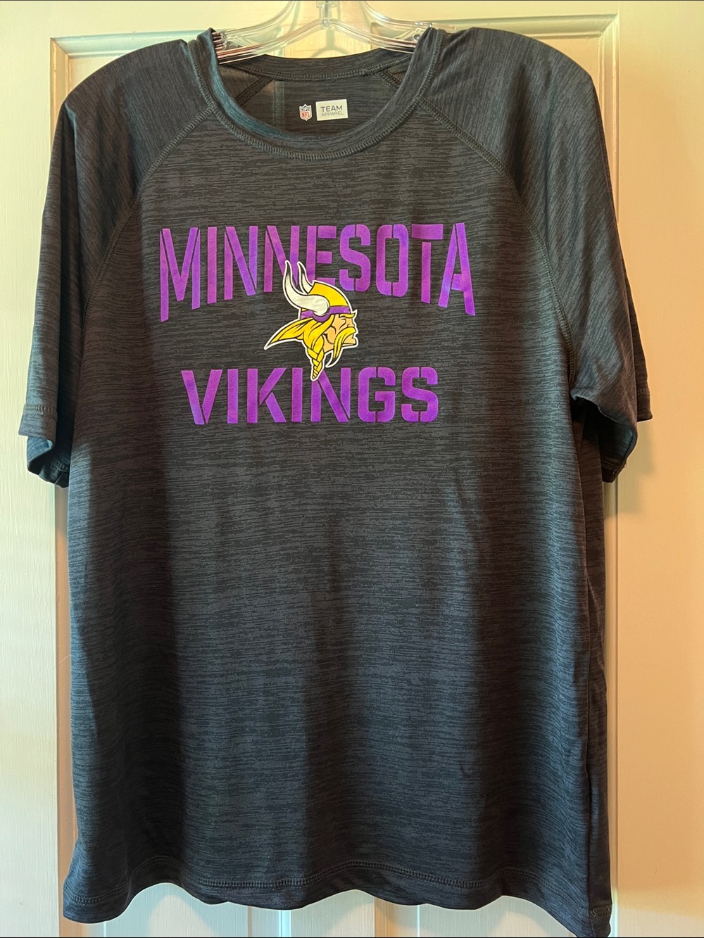 NFL Team Apparel Minnesota Vikings Men’s T-Shirt
